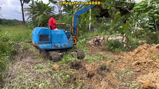 Komatsu PC10-2 - Gali Parit смотреть онлайн