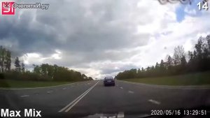 когда фура выезжает на  встречку