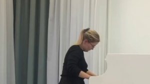 К. Дебюсси. Этюд 1 "для пяти пальцев" по господину Черни