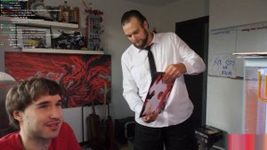 РАСПАКОВКА ПОДАРКОВ С КОРЕШ СО ДНЯ РОЖДЕНИЯ ДАНИЛЫ ГОРИЛЛЫ | У ГОРИЛЫЧА ЕСТЬ СЫН?