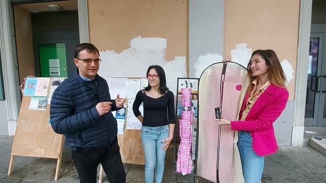 La stilista Flora Cappucci presenta i suoi abiti fatti ad Elvira Federico per il Giro d'Italia смотреть онлайн