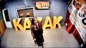 Цыганка поет свою песню в эфире @FM-zd6be