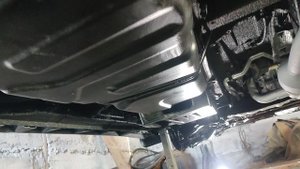 Тойота Альфард после антикоррозийной обработки