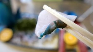 Японская уличная еда - ГИГАНТСКАЯ СИНЯЯ РЫБА-ПОПУГАЙ Окинава Морепродукты Япония