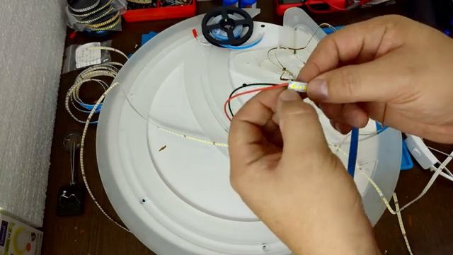 Ремонт светодиодной люстры из акрила с лентой смотреть онлайн