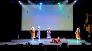 Человек - чудак. Исп. ансамбль «Бусинки»