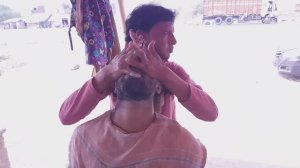 ASMR Уличный массаж головы на шоссе