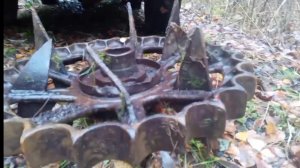 Нашли на старой УЖД колесо из армагеддона и много рельс . Нива 💪🏻 трелевочник рельс )))