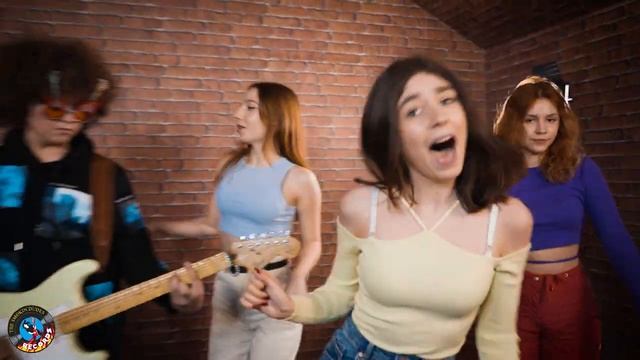 Rock N Roll Party with _Shut Up & Kiss Me!_ Part I (Medley)