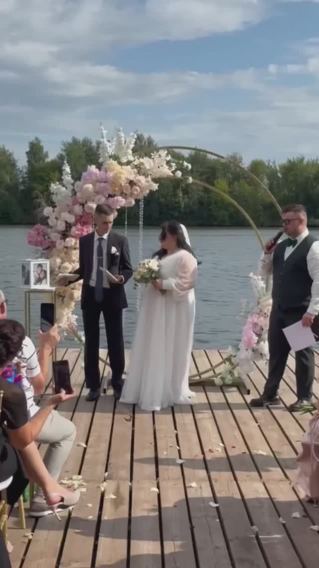 ВДОХНОВЛЯЙ   #мощныйведущий #wedding #dj #выезднаяцеремония #москварека  #weddingday #love