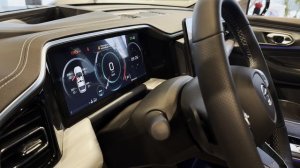 GAC GS8  комплектация GX Premium 4 WD цвет серебристый салон темный