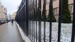 Варсонофьевский переулок назван по Варсонофьевскому женскому монастырю XVI века, упразднён в 1765 г