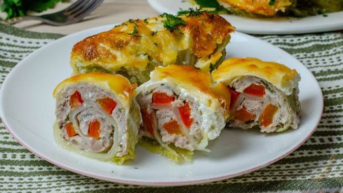 Простой вариант голубцов. РУЛЕТИКИ ИЗ ПЕКИНСКОЙ КАПУСТЫ С ФАРШЕМ