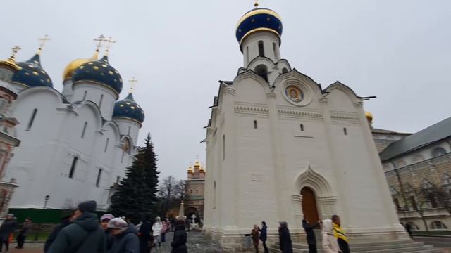 Тро́ице-Се́ргиева ла́вра  Сергиев Посад