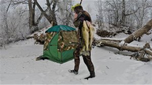 Подводная охота зимой. Ныряю в Кайф