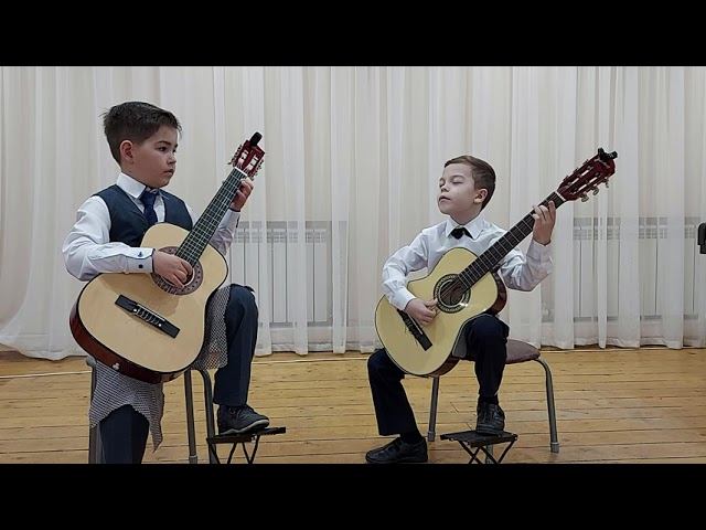 Дуэт гитаристов Убасев Матвей и Зуев Иван