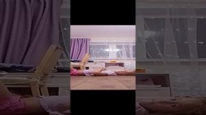 милашка - колесо, стоим на руках