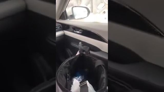 Первая поездка пассажира на EVOLUTE i-PRO / Эволют айпро электроавтомобиль в такси смотреть онлайн