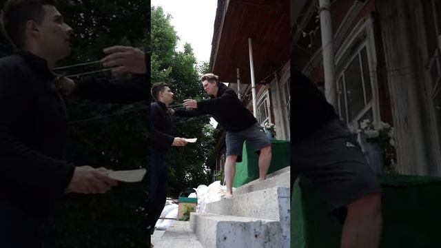 Сэм и Фродо уничтожают скверный линолеум iqgroup пермьак