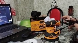 Распаковка — Эксцентриковая шлифовальная машина Deko DKG400-125