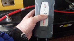АЗУ Bosch C1+ ЗАРЯД АКБ 132 Ач. Не лучший вариант из Зарядных устройств, однако свои плюсы есть.