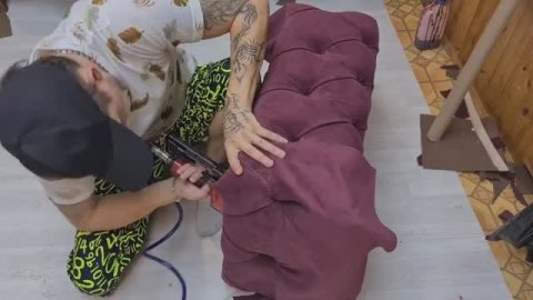 Делаем банкетку Elliott часть 1. Банкетка в каретной стяжке своими руками. Делаем банкетку для ног.