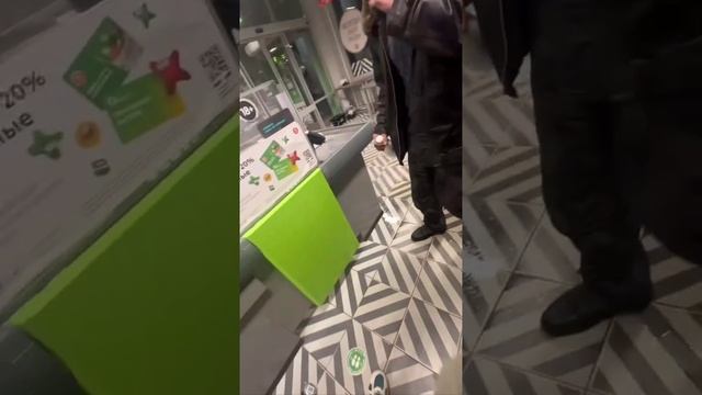 Е..учий кефир😲 Гнев😡 Пятерочка. Саратов 2025год . Живём с юмором 🤣