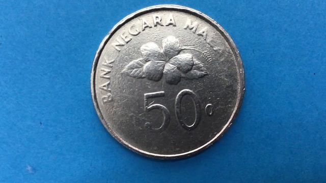 Error coin …！Malaysia 50 cent old coin year ++0+ （ 200？） смотреть онлайн