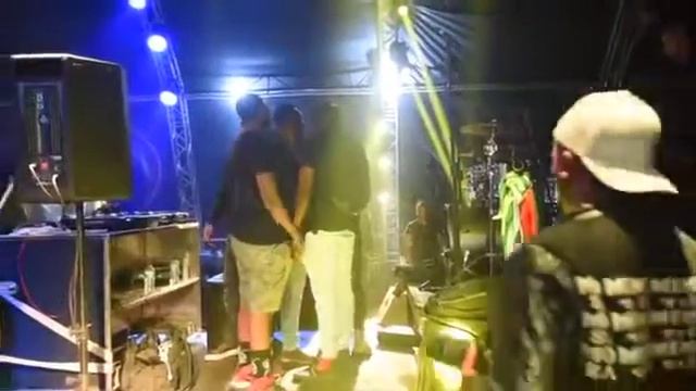 Black Coffee Slaps Cap Off AKA’s Manager смотреть онлайн