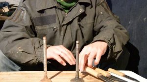 Нож из клапана