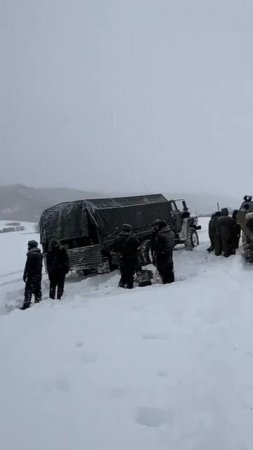 Зимние полевые занятия по тактической подготовке иностранных курсантов на одном из российских по...