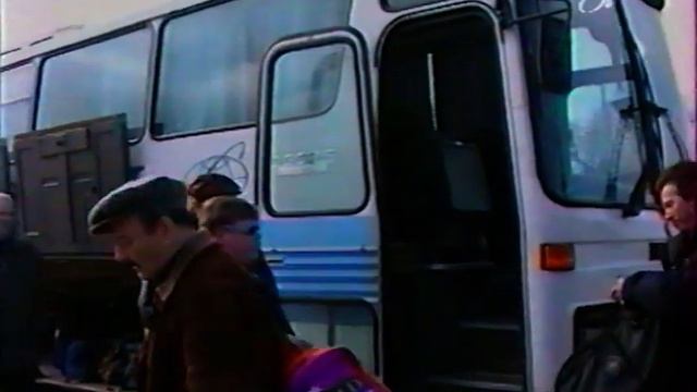 1999 сюжет звездные артисты едут в Домбай Минводы смотреть онлайн