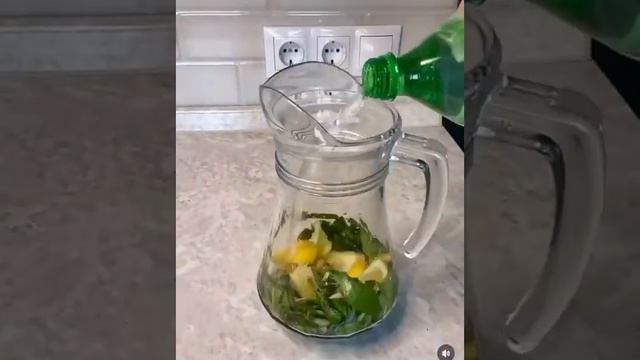 Клубничный безалкогольный «Мохито»