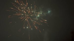 Новогодний фейерверк 2025