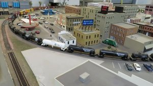 017 N SCALE OUTHERN PACIFIC 1996 SD70ACE LOCOMOTIVE
