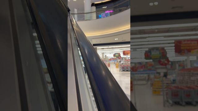 Москва, Ривьера батуты смотреть онлайн