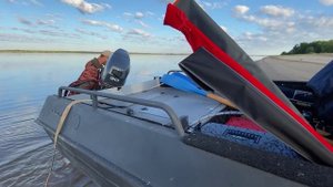 Спускаем лодку. Начало сезона.