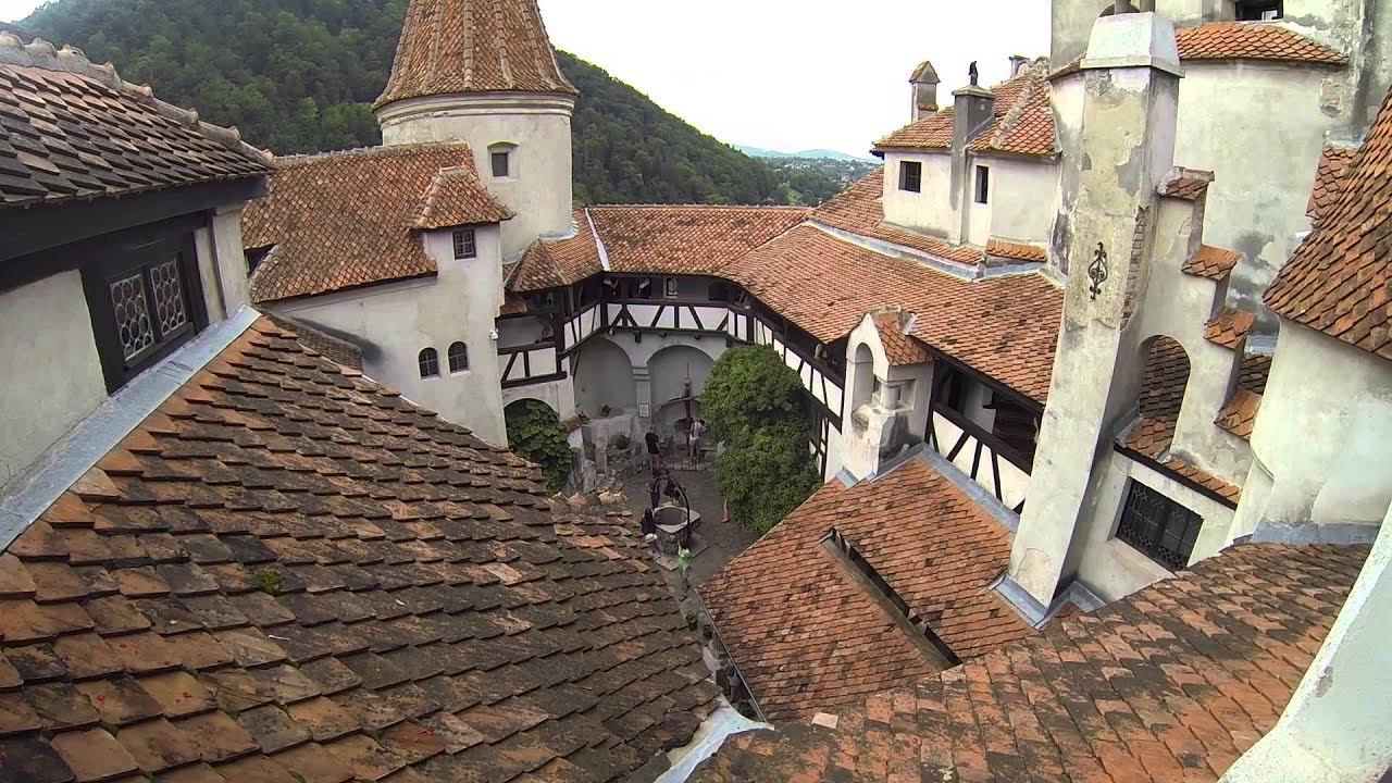 Замок дракулы изнутри. Бран, Румыния.