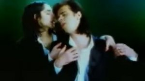 Nick Cave & PJ Harvey Henry Lee klip