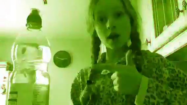 The duck song video star