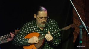 «Moon River» («Лунная река») — муз. Генри Манчини на слова Джонни Мерсера