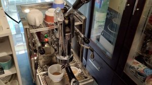 Bezzera Strega double espresso extraction