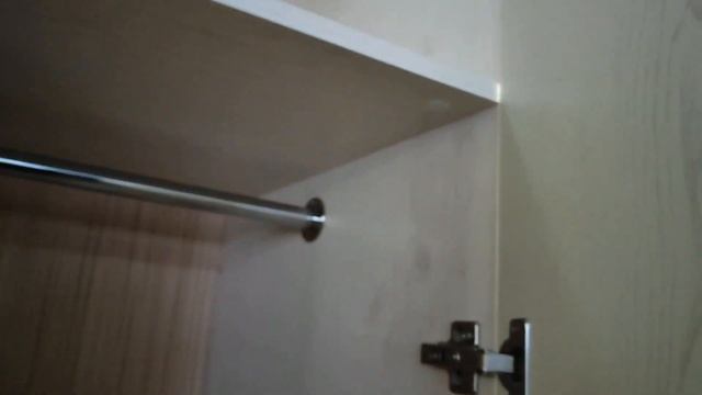 Прихожая-гардеробная с мдф фасадами ламинированными шпоном и крашеными по цветовой гамме NCS смотреть онлайн