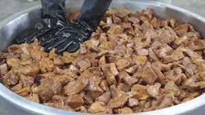 Вяленая свинина ручной работы, традиционная свинина на углях - тайваньская еда