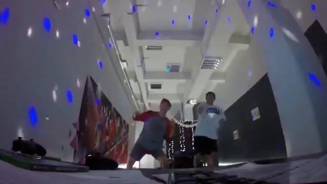 А4 АКУЛЕНОК Я ТУРУРУРУ! А4 ТАНЦУЕТ НА АКУЛЕНОК Я ТУРУРУ