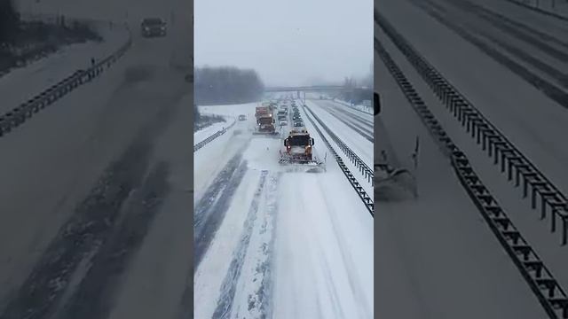 Зимнее обслуживание автомагистрали