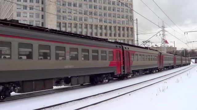 Электропоезд ЭР2т-7147