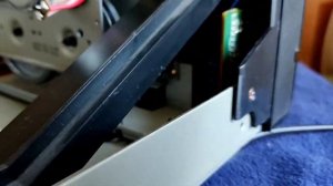 Замена идлера, пасиков и прижимных роликов на кассетной деке Aiwa AD-F810