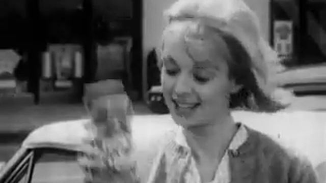 Sexist Old Coffee Ad Harolds Wifes Coffee Sucks смотреть онлайн