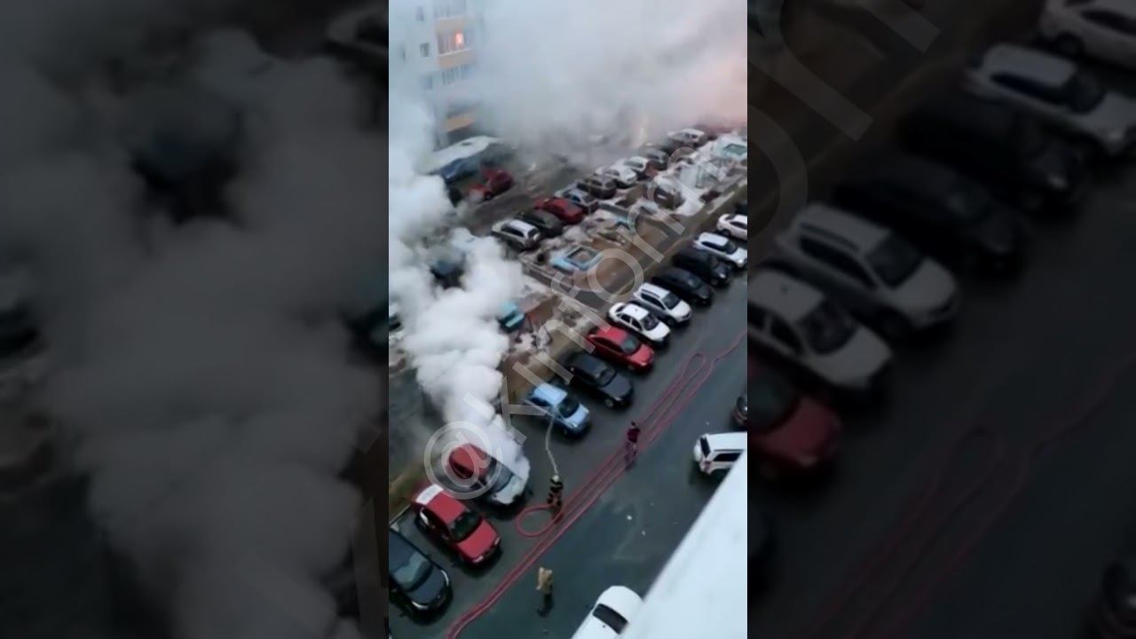 Еще одно видео с места возгорания четырех машин на Привокзальной смотреть онлайн